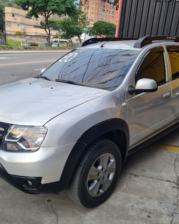 DUSTER DINAMIQUE 20 02